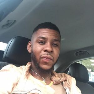 Meet your Posher, Elle